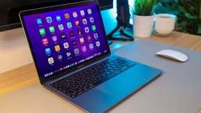 Should you buy the 13 M1 MacBook Pro in 2022?