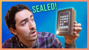 Unboxing a SEALED iPhone 3G (first opened after 14 years!!)