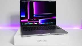 M2 Max 14-inch MacBook Pro Unboxing, Comparison and First Look