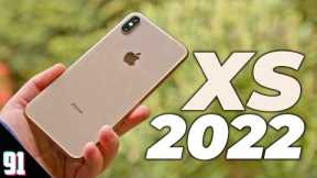 iPhone XS in 2022 - worth it? (Review)