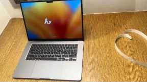 MacBook Air M2 ( space grey ) unboxing