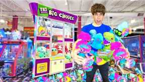Playing EVERY Claw Machine In The Arcade with $150! Can We Profit?