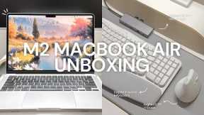 M2 Macbook Air Silver unboxing + accessories & customization 👩‍💻