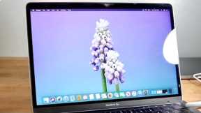 2017 Retina Macbook Pro In 2025! (Still Worth Buying?) (Review)