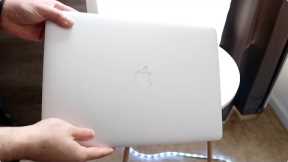 2015 Retina MacBook Pro In 2025! (Still Worth Buying?) (Review)