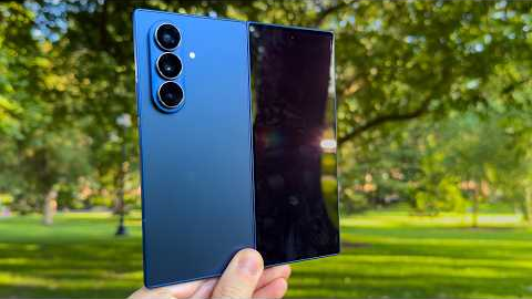 I Took a Break from iPhone - Galaxy Z Fold 7 Review (2 Weeks Later)