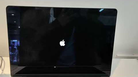 Apple MacBook Air (15-inch, M4, 2025) (A3241) - Startup/Shutdown!