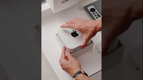 NEW M4 Mac mini UNBOXING! (SO TINY!)