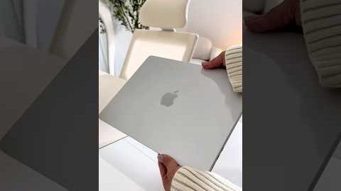 MacBook Air M4 Silver Unboxing – First Look & Impressions!
