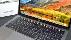 Apple MacBook Pro 13 Touch Bar (2017): Unboxing & Review