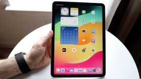 M2 iPad Air 6 In 2025! (Still Worth Buying?) (Review)